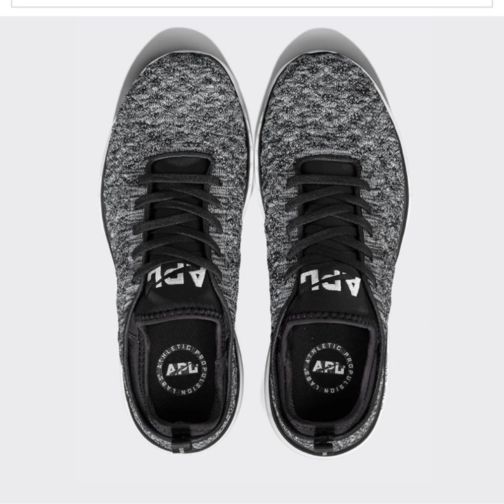 APL running sneakers